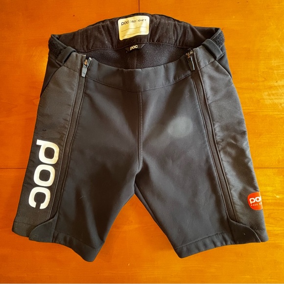 POC 10-12 youth black racing shorts immaculate condition - Picture 1 of 10
